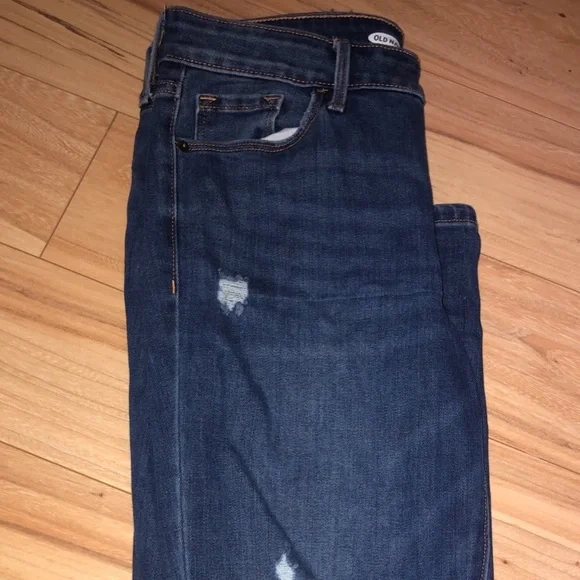 Old Navy Mid- Rise Ripped Jeans - Picture 2 of 3